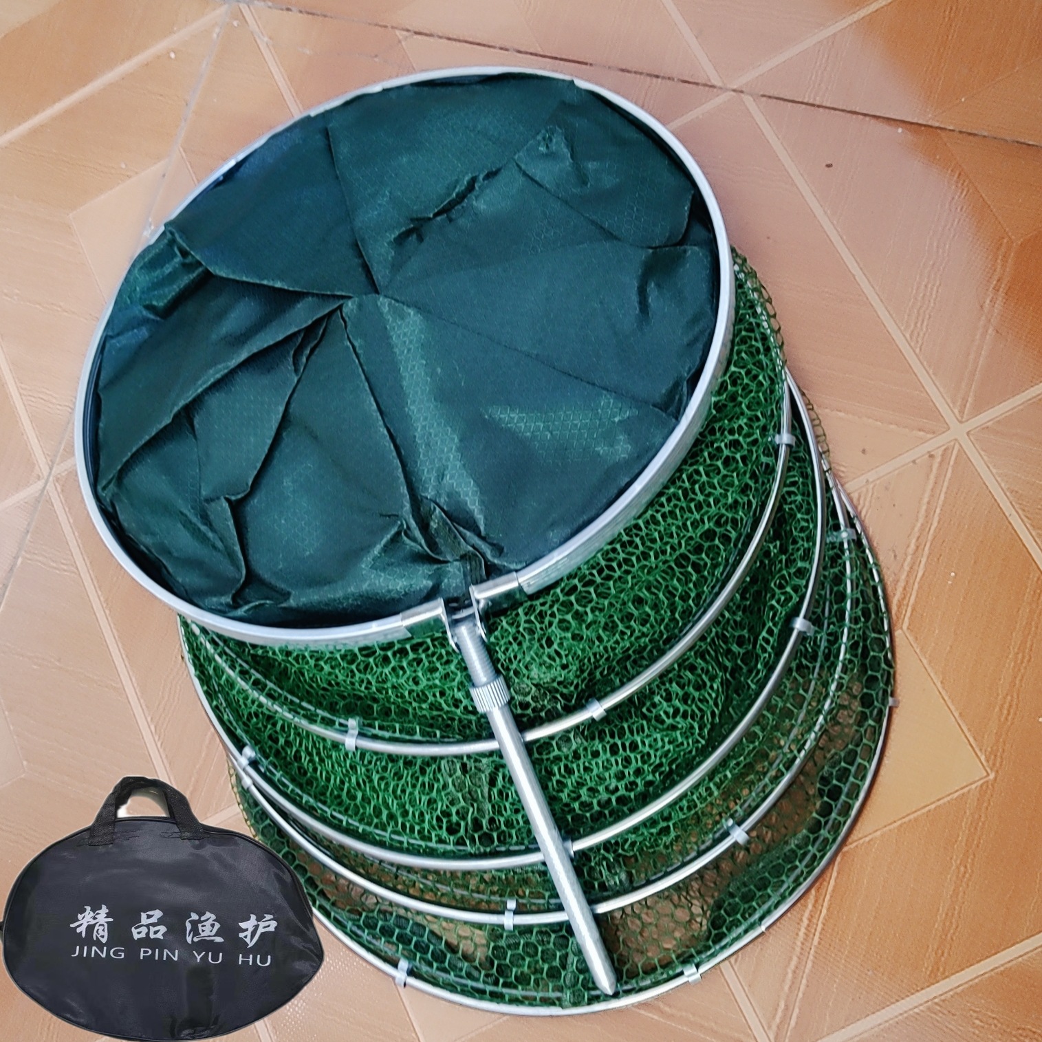 Two-ringed fish for 25-2 meters of green